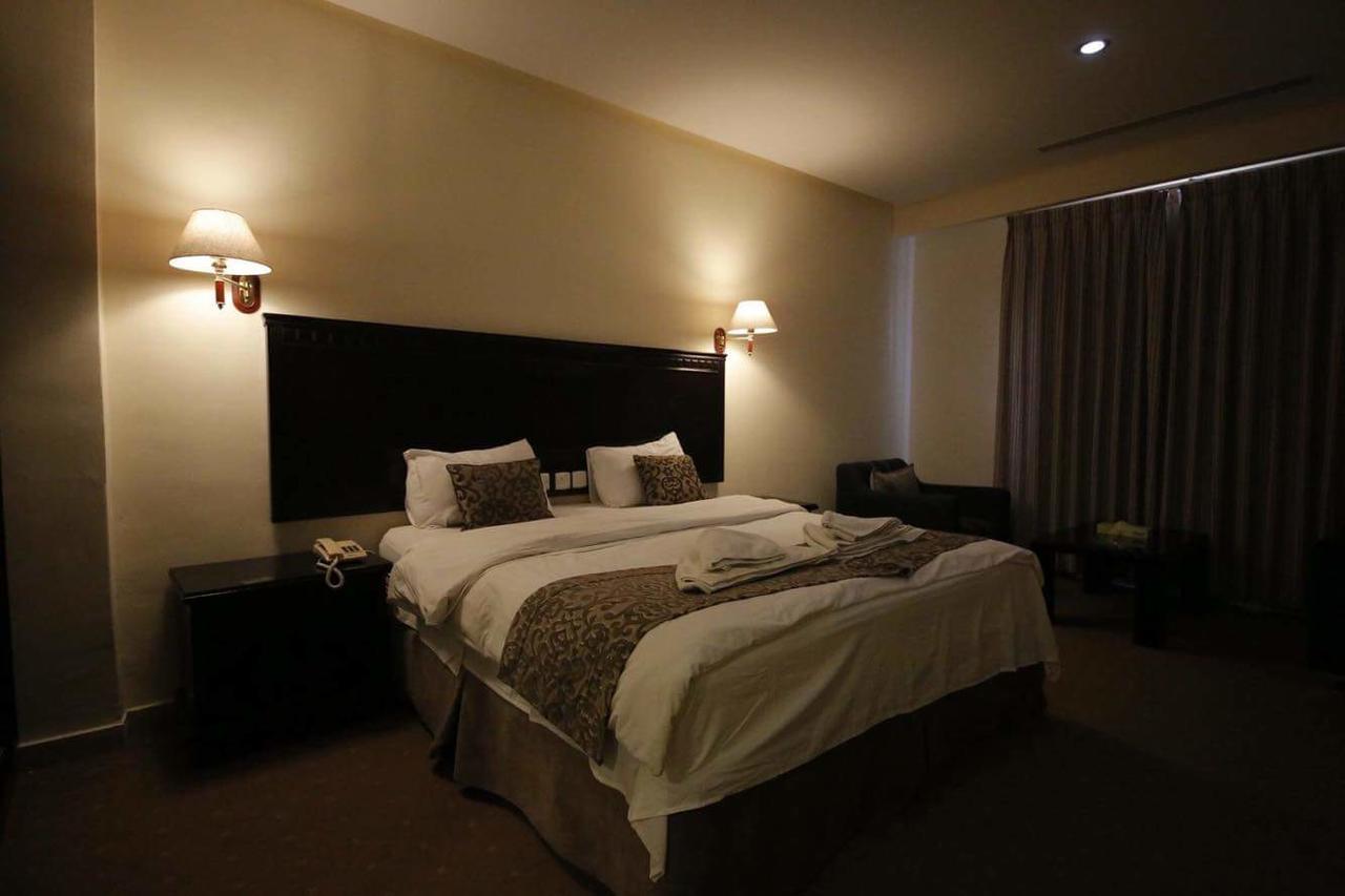 Jeddah Palace Hotel Amman Esterno foto